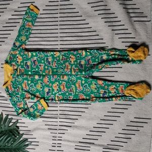 👶🏾Gently worn boys "PLACE" Printed 1 1 piece jumpsuit size 18-24m